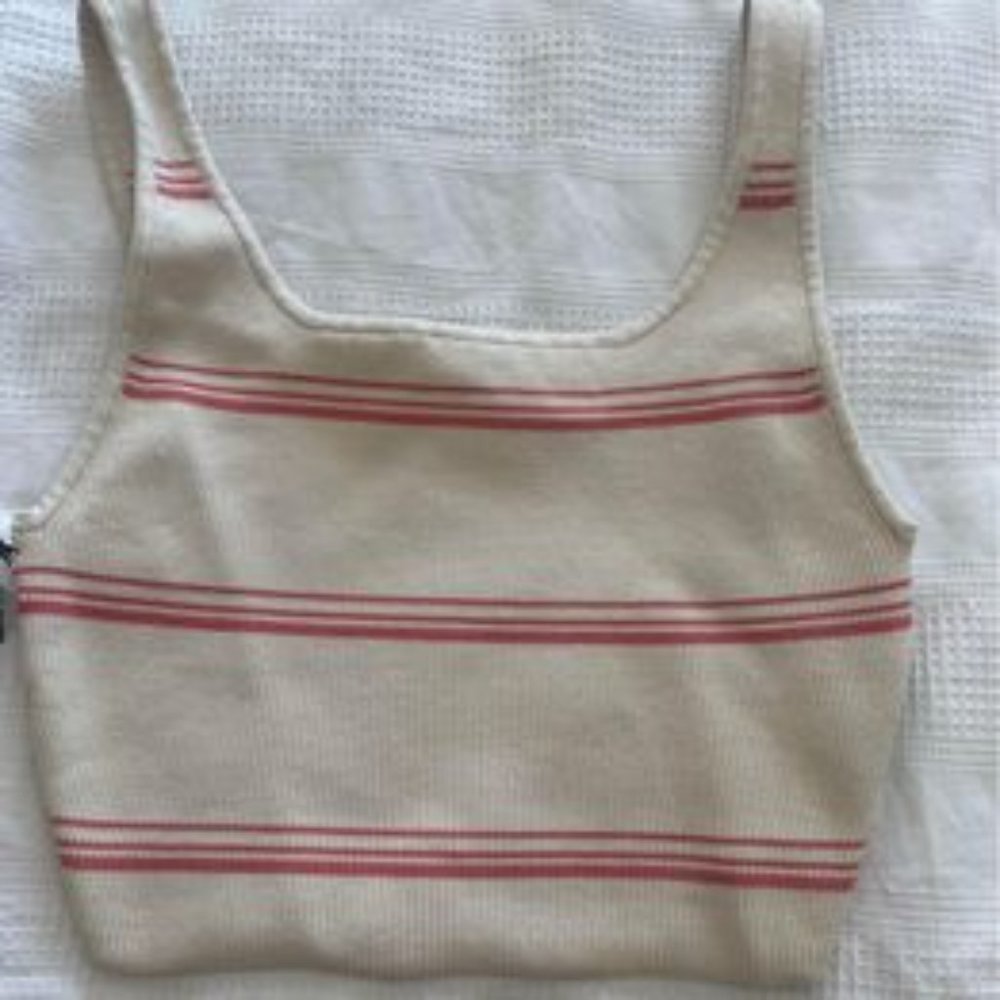 Aritzia cropped square knit tank